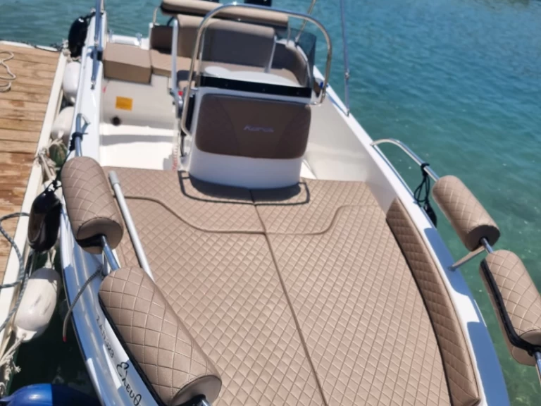 Location à Agios Nikolaos - Karel F17 sur SamBoat