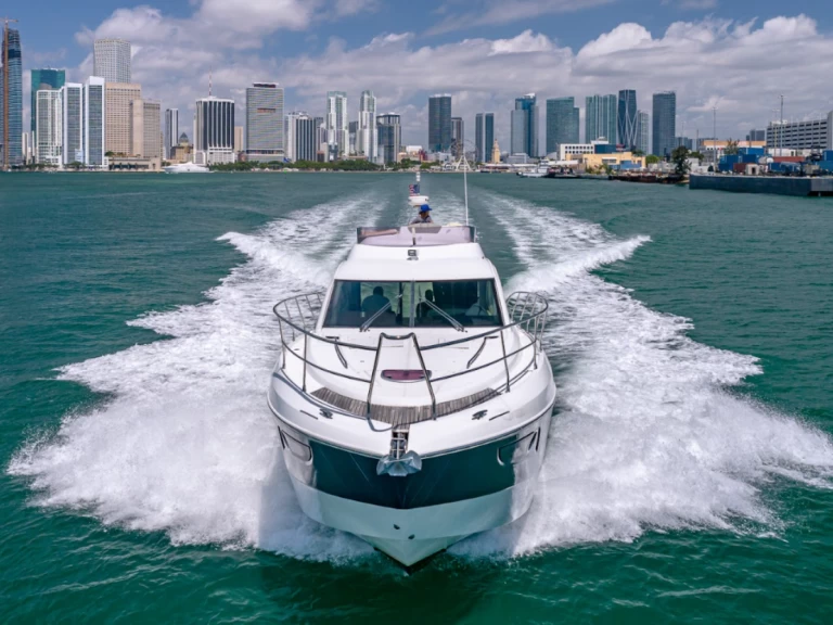 Yacht à louer à Miami Beach au meilleur prix