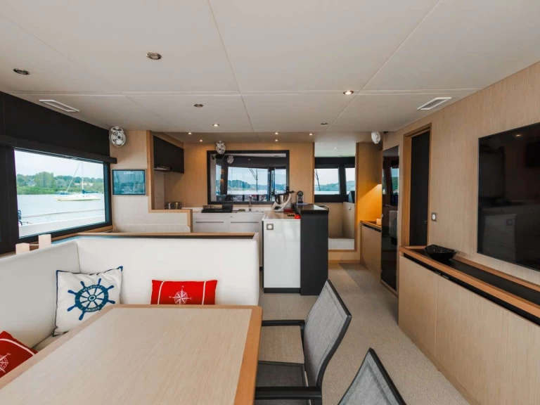 Location bateau Martinique pas cher L'INDECIS