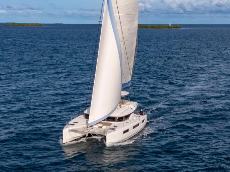 Location Yacht à Belize - Lagoon BELLISSIMA