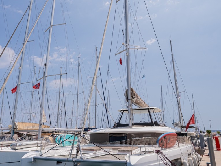 Location Catamaran Lagoon avec permis