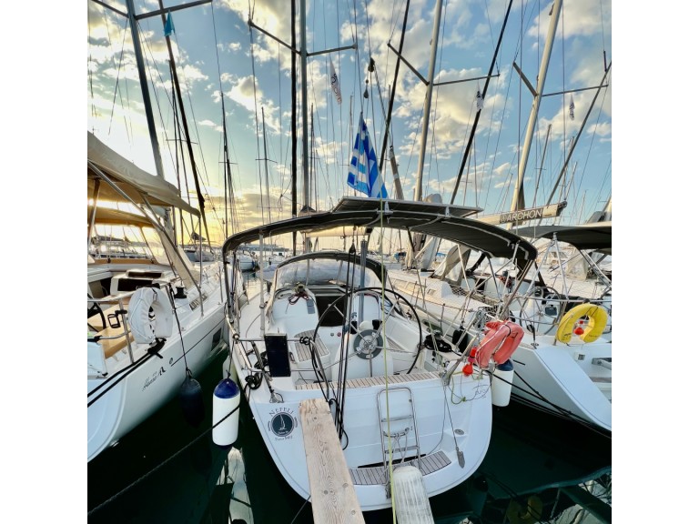 Location à Rhodes (Ville) - Dufour Dufour 34 sur SamBoat