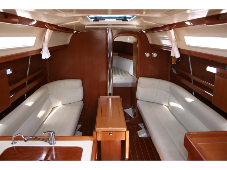 Louez un Dufour Dufour 34 à Rhodes (Ville)