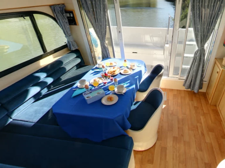 Location bateau Castelnaudary pas cher Caprice