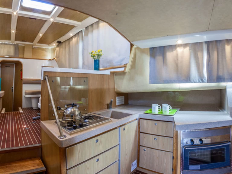 Bateau à moteur à louer à Montesquieu-Lauragais au meilleur prix