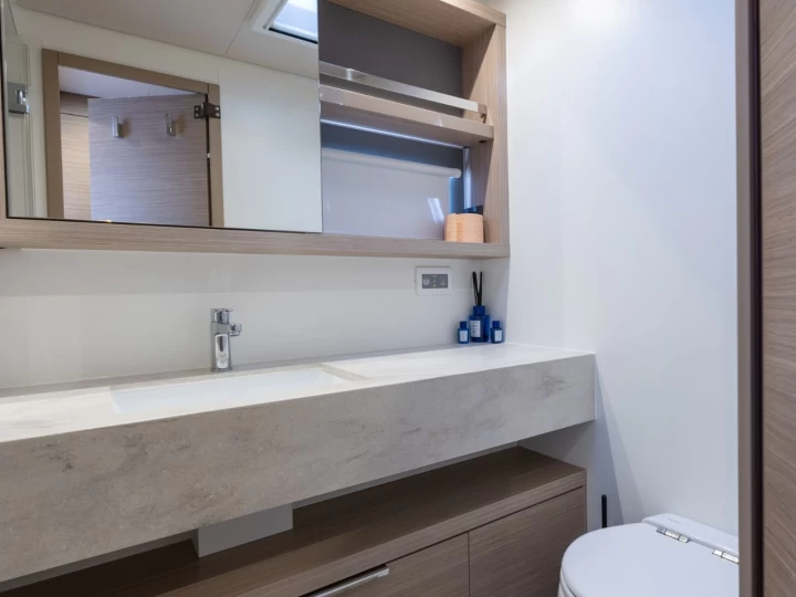 Lagoon Lagoon 55 LUXURY version (2025) a louer à Split