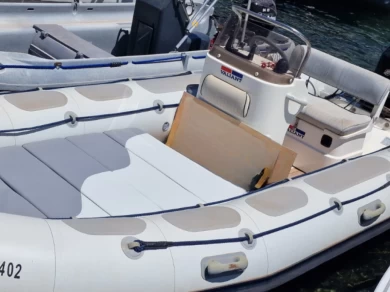 Alquiler Galéria - Valiant DR 520 en SamBoat