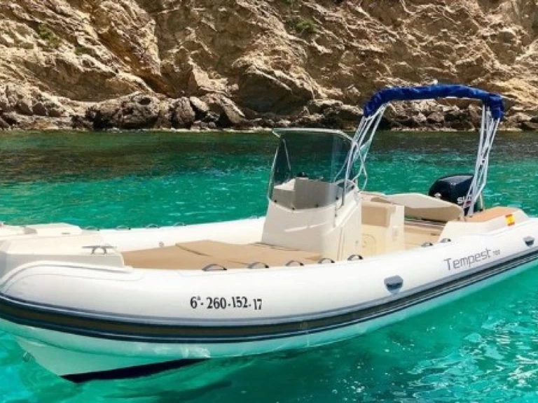 Location bateau Capelli CAPELLI TEMPEST 700 à Arzon sur Samboat