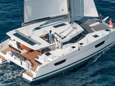 Louez un Fountaine Pajot Isla 40 à Le Marin