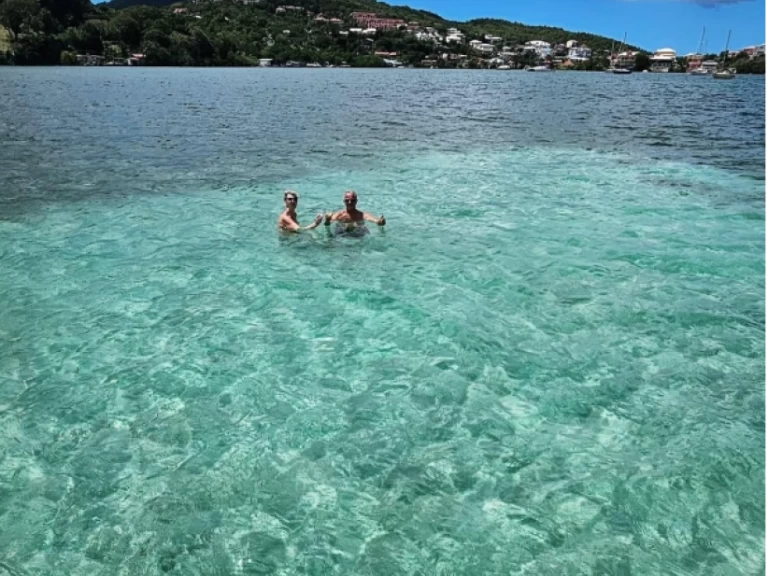 Location bateau aback 24 Abbaco 24 à Les Trois-Îlets sur Samboat