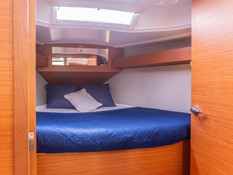 Location bateau Furnari pas cher Dufour 360 Grand Large 2.20 draft