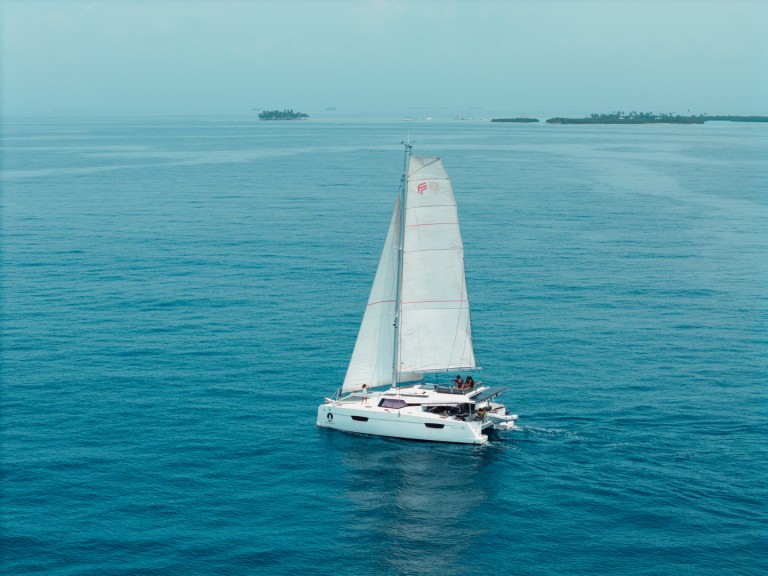 Location Catamaran Fountaine Pajot avec permis