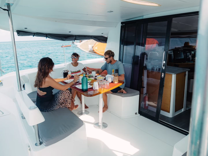 Location Catamaran Fountaine Pajot avec permis