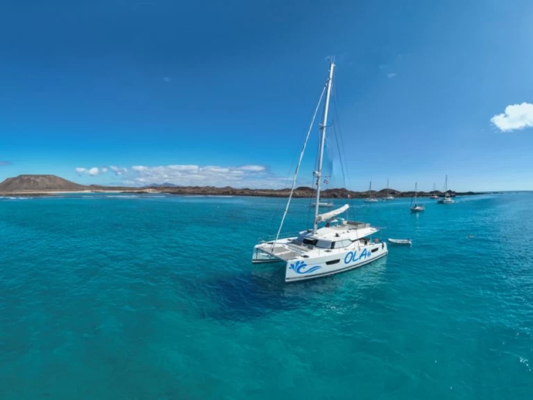 Louez un Fountaine Pajot Elba 45 à Le Marin