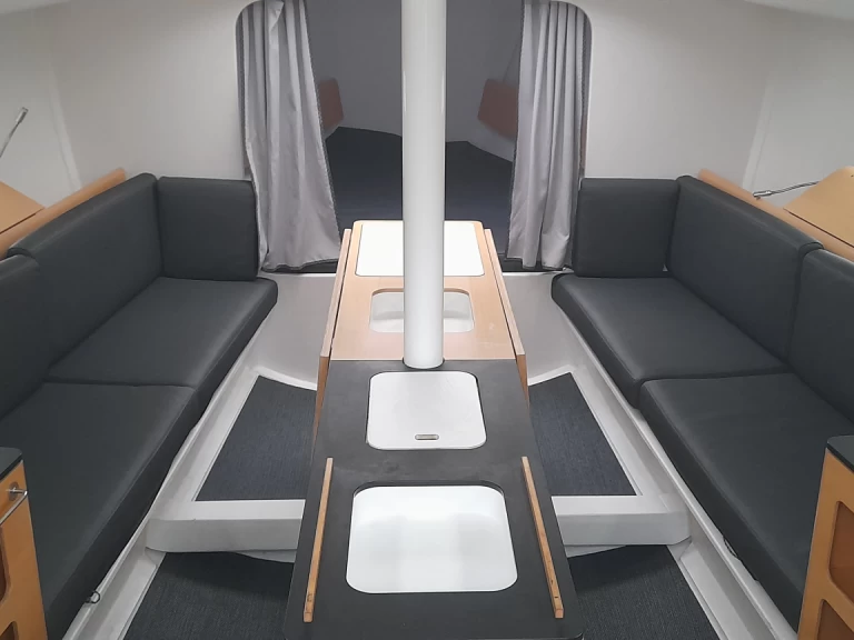 Location Voilier Pogo Structures avec permis