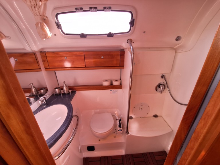 Location bateau Hjellestad pas cher Bavaria 39 Cruiser