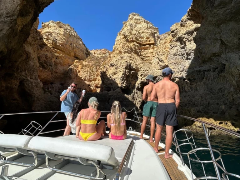 Cranchi Mediterranee 47 a louer à Marina de Lagos