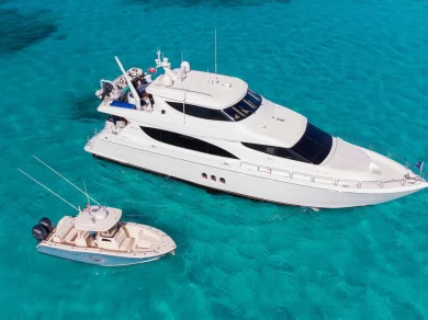 Location Yacht Hatteras avec permis