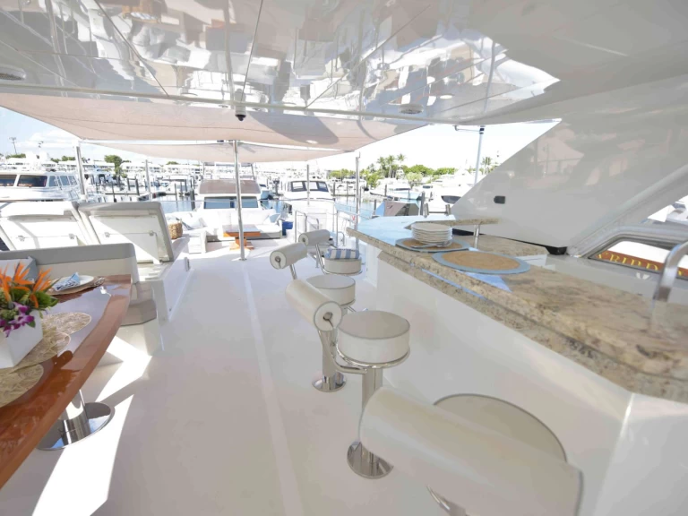 Louez un Ocean alexander Touch N Go à Nassau