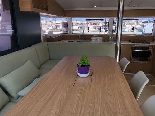 Location bateau Procida pas cher Bali Catsmart