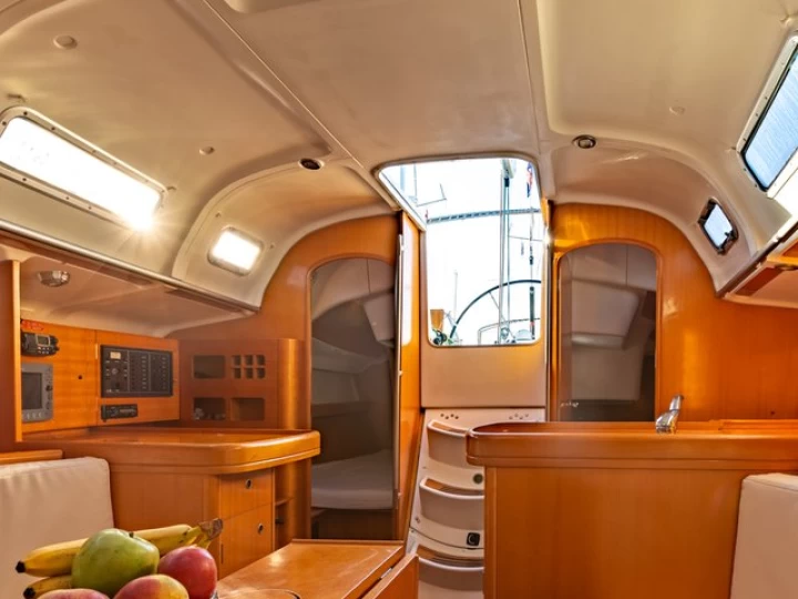 Location bateau Punat pas cher First 40.7