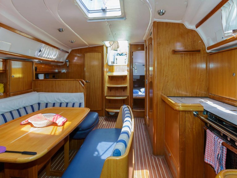 Location bateau Split pas cher Bavaria 42 Cruiser