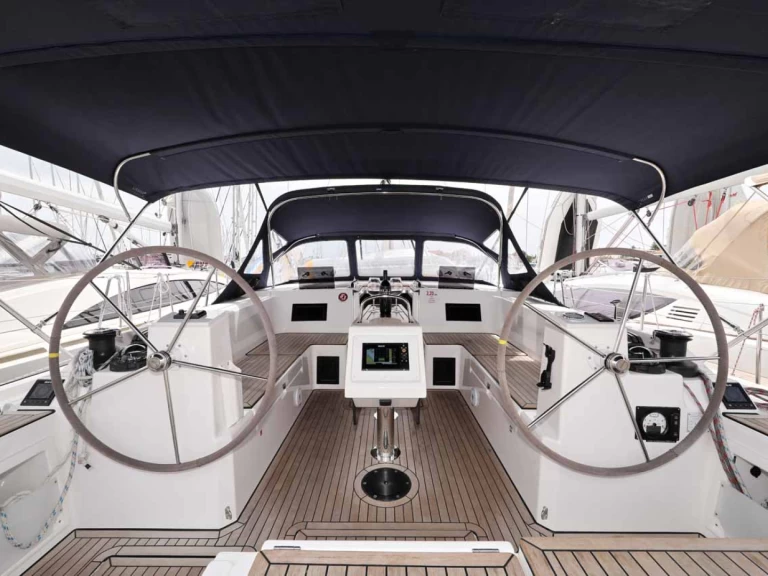 Louez un Bavaria Bavaria C45 Holiday à Murter-Kornati