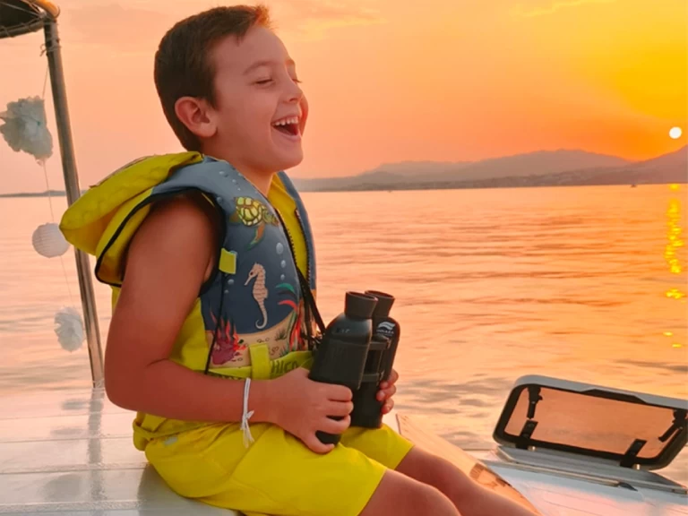 Location bateau Naviplane 710 à Benalmádena sur Samboat