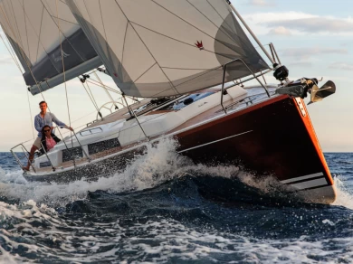 Noleggio barche Hanse Hanse 388 a Sibenik su Samboat