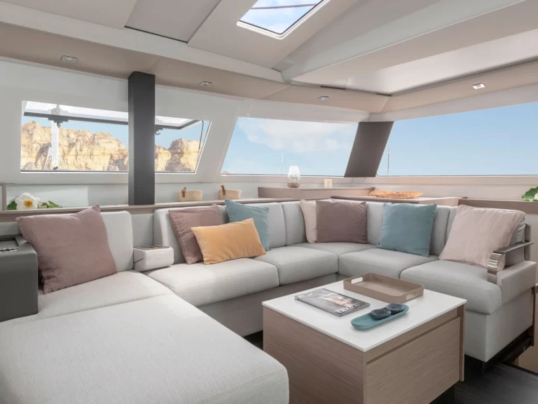 Location à Capo d'Orlando - Fountaine Pajot Elba 45 sur SamBoat