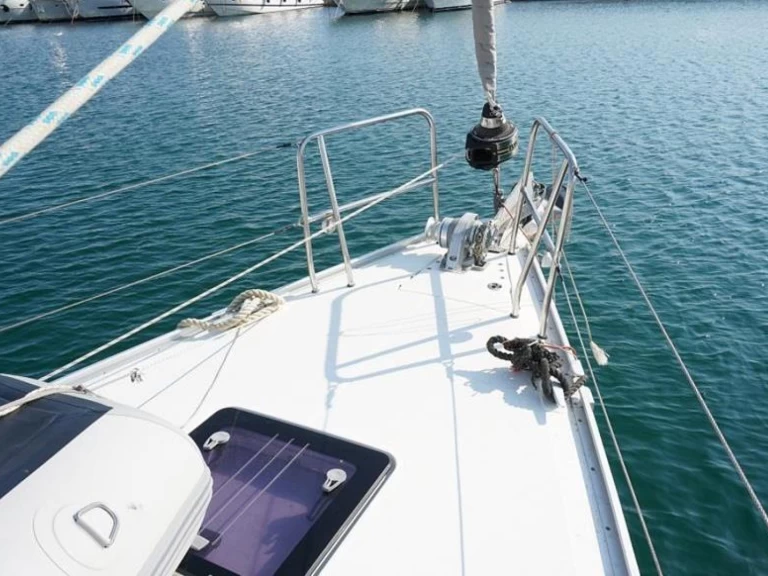 Louer Voilier avec ou sans skipper Bavaria à Álimos