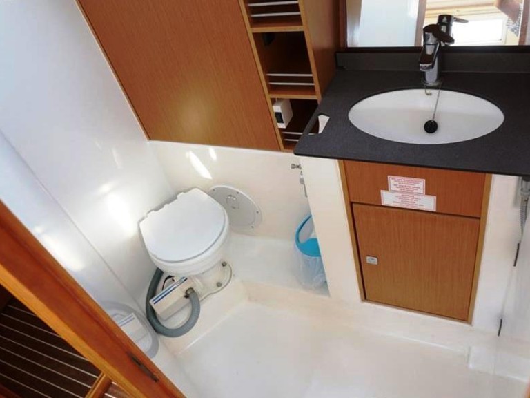 Location Voilier à Kalamariá - Bavaria Cruiser 41