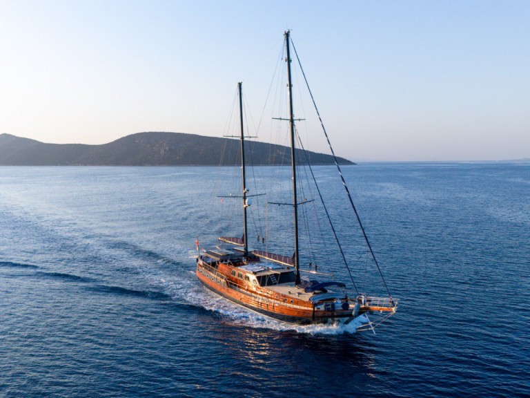 Louer Voilier avec ou sans skipper Custom Made à Lávrio