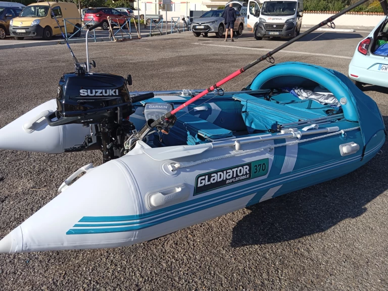 Gladiator C370al a louer à France