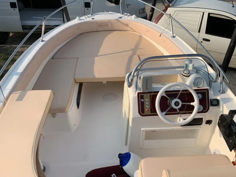 Location à Messina - Marinello Eden 18 sur SamBoat