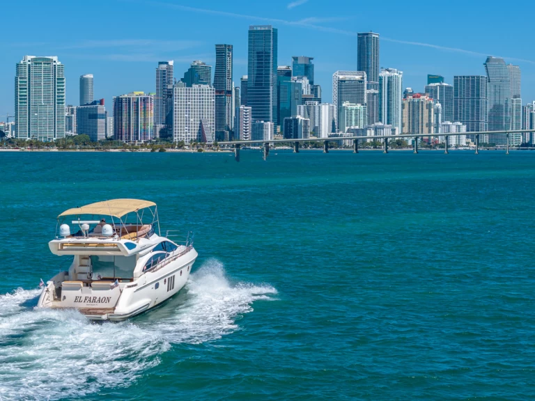 Location à Miami Beach - Azimut Azimut 53 Fly sur SamBoat
