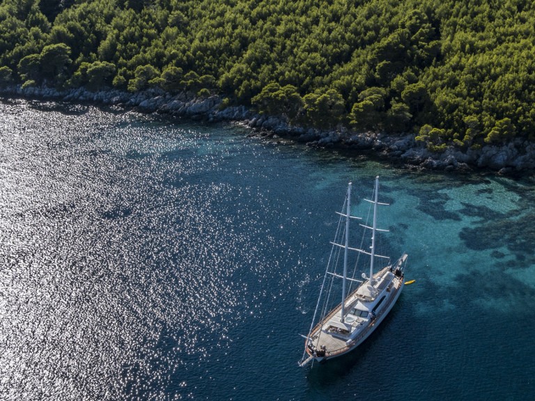 Louez un  Luxury Sailing Yacht à Split
