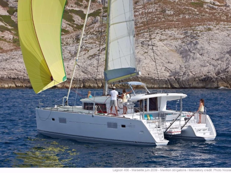 Location Catamaran Lagoon avec permis