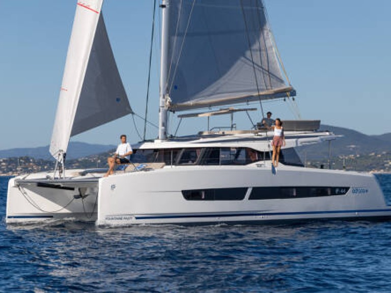 Fountaine Pajot Fountaine Pajot New 44 a louer à Paros (Ile)