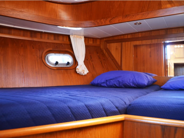 Location Bateau à moteur De Drait avec permis