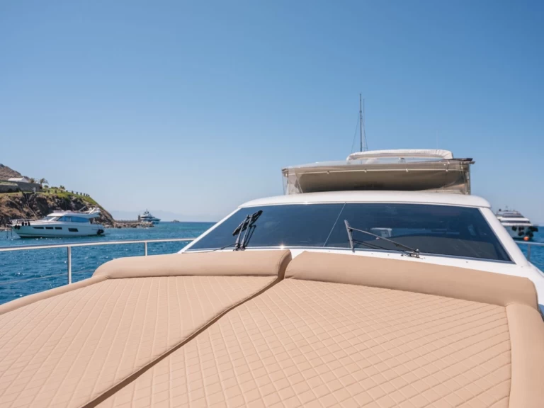 Location à Mykonos (Ville) - Ferretti Ferretti 62 sur SamBoat