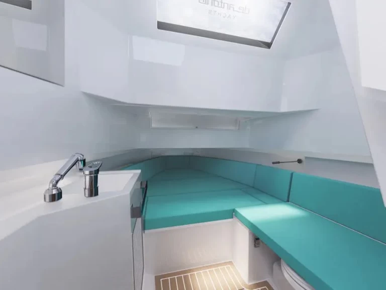 Louer Bateau à moteur avec ou sans skipper De Antonio à Porto Badino