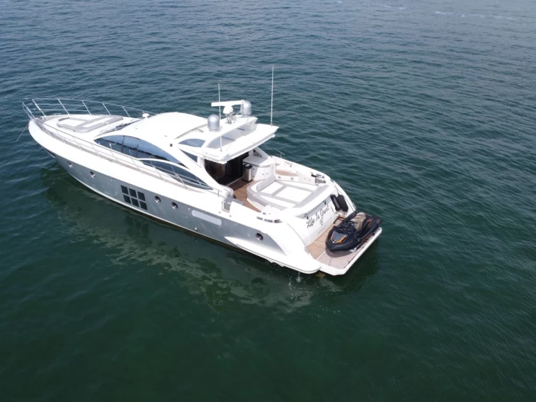 Azimut Azimut 62 S a louer à Miami