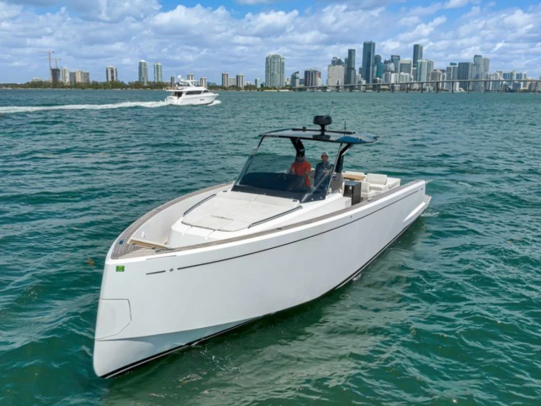 Yacht à louer à Miami Beach au meilleur prix