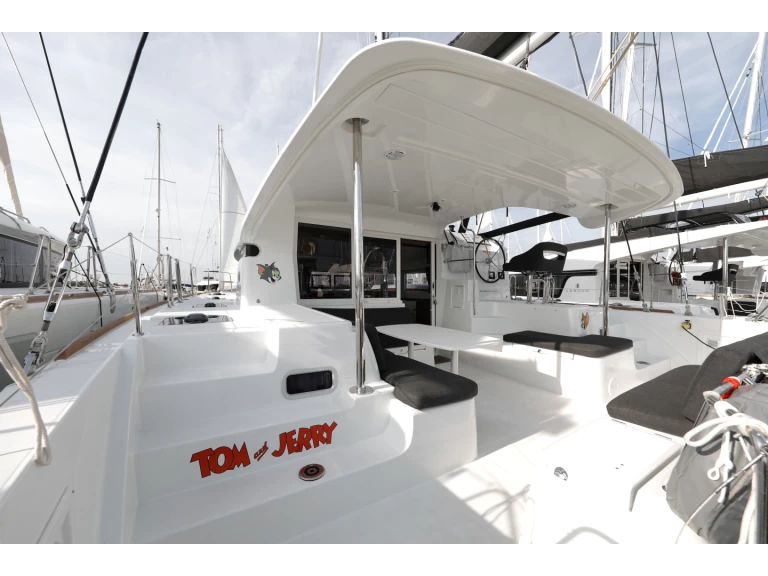 Louer Catamaran avec ou sans skipper Lagoon à Sukošan