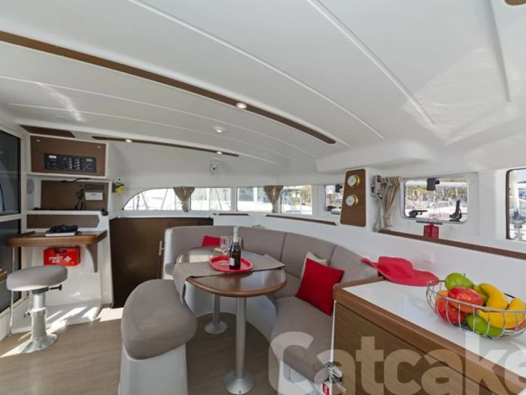 Catamaran à louer à Lefkáda au meilleur prix