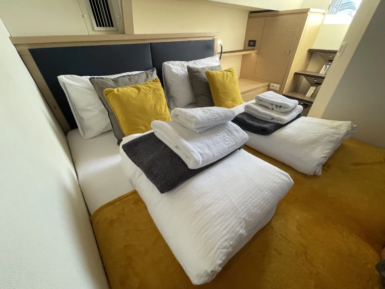 Location Catamaran à Lefkáda - Fountaine Pajot Saba 50