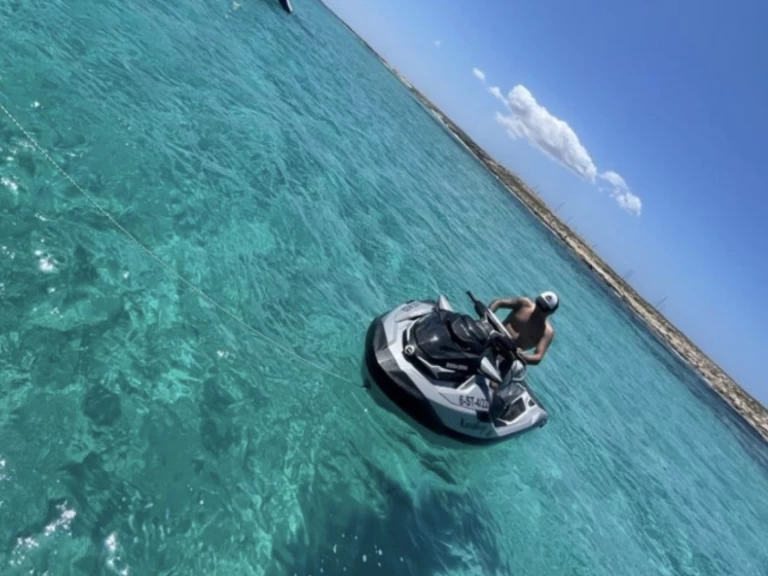 Louer Jet ski avec ou sans skipper Sea-Doo à Ibiza (Ville)