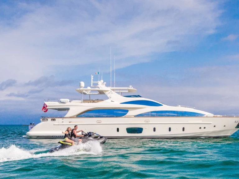 Location bateau Azimut 105' Azimut à Miami Beach sur Samboat