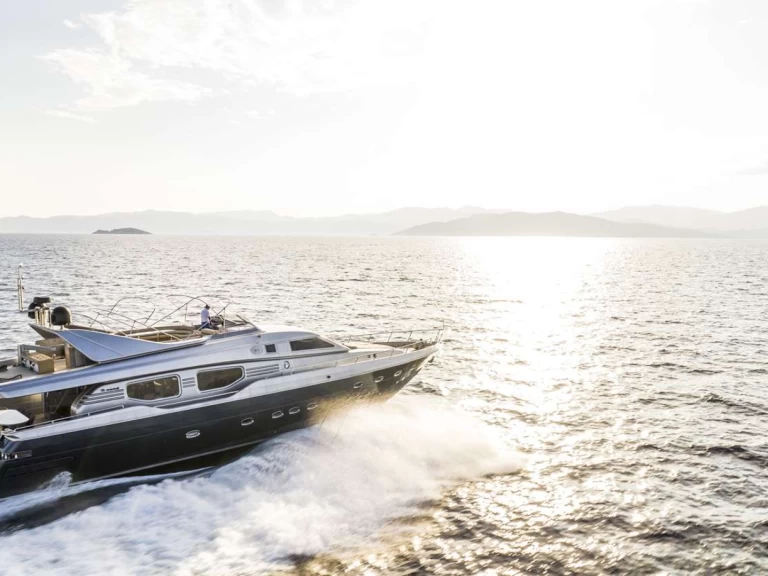 Location bateau Athènes pas cher ANDROMEDA